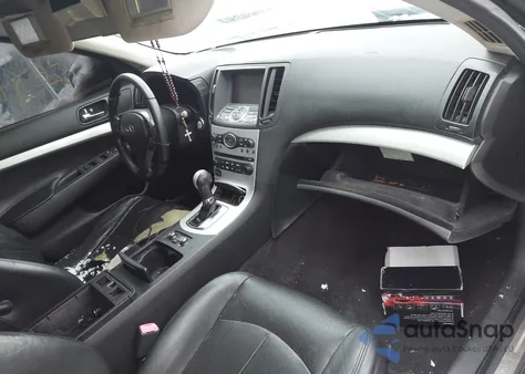 2009 Infiniti G37X z USA, uszkodzony, nr VIN JNKCV61F19M051306